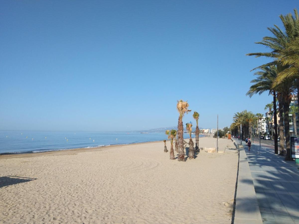 Salou, Tarragona Lägenhet Exteriör bild